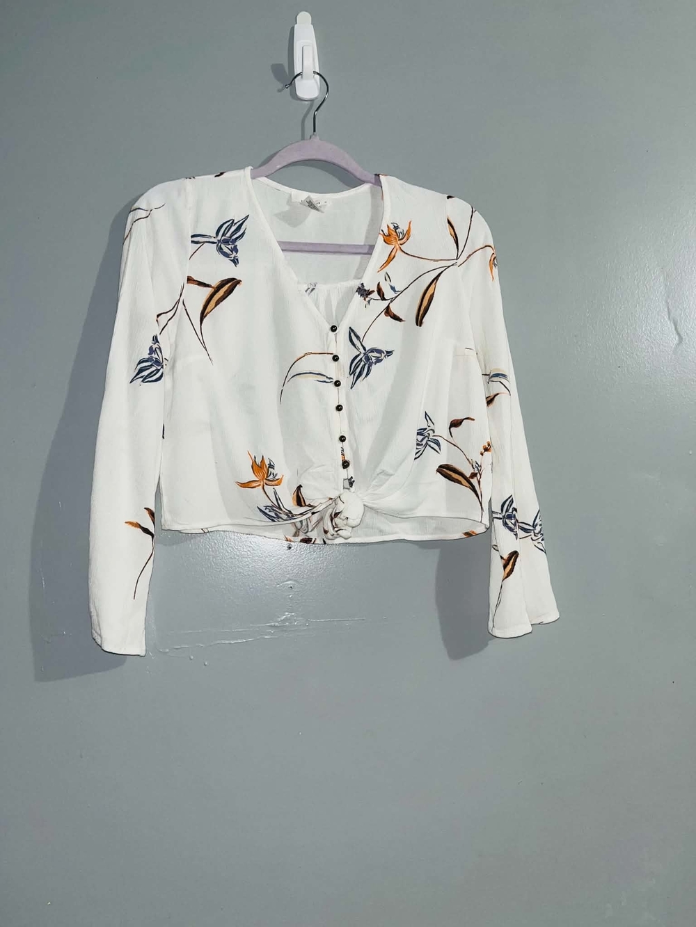 URBAN Romantics White Front-Tie Blouse with Blue & Orange Floral Motif S